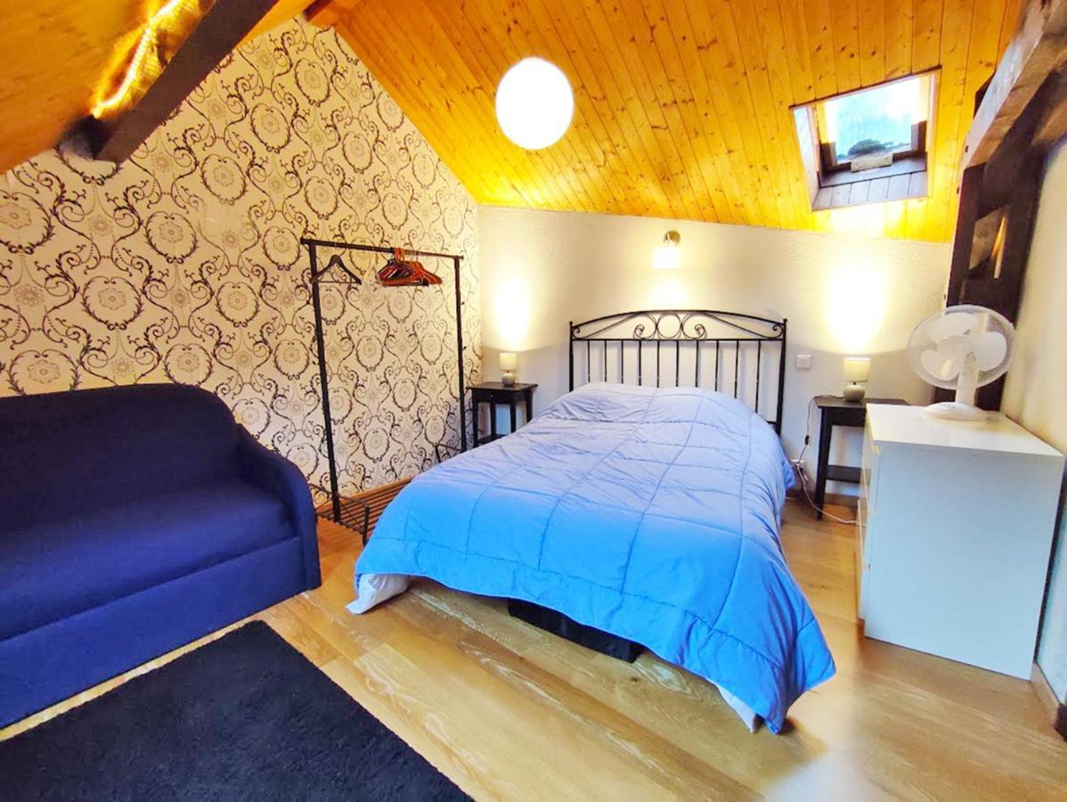 La Taniere, T2 Duplex, Centre Luchon, 4 Personnes, Wifi, 3eme Etage Appartement *