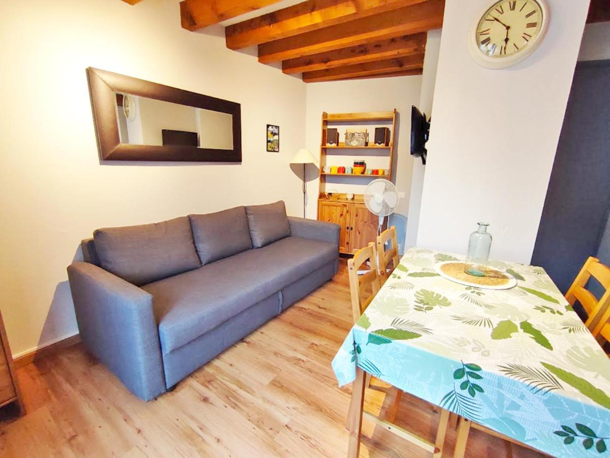 La Taniere, T2 Duplex, Centre Luchon, 4 Personnes, Wifi, 3eme Etage Appartement *