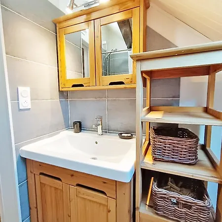 La Taniere, T2 Duplex, Centre Luchon, 4 Personnes, Wifi, 3Eme Etage Appartement Bagnères-de-Luchon Buitenkant foto